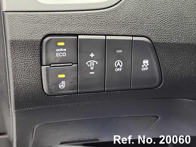  Hyundai / Avante Stock No. 20060